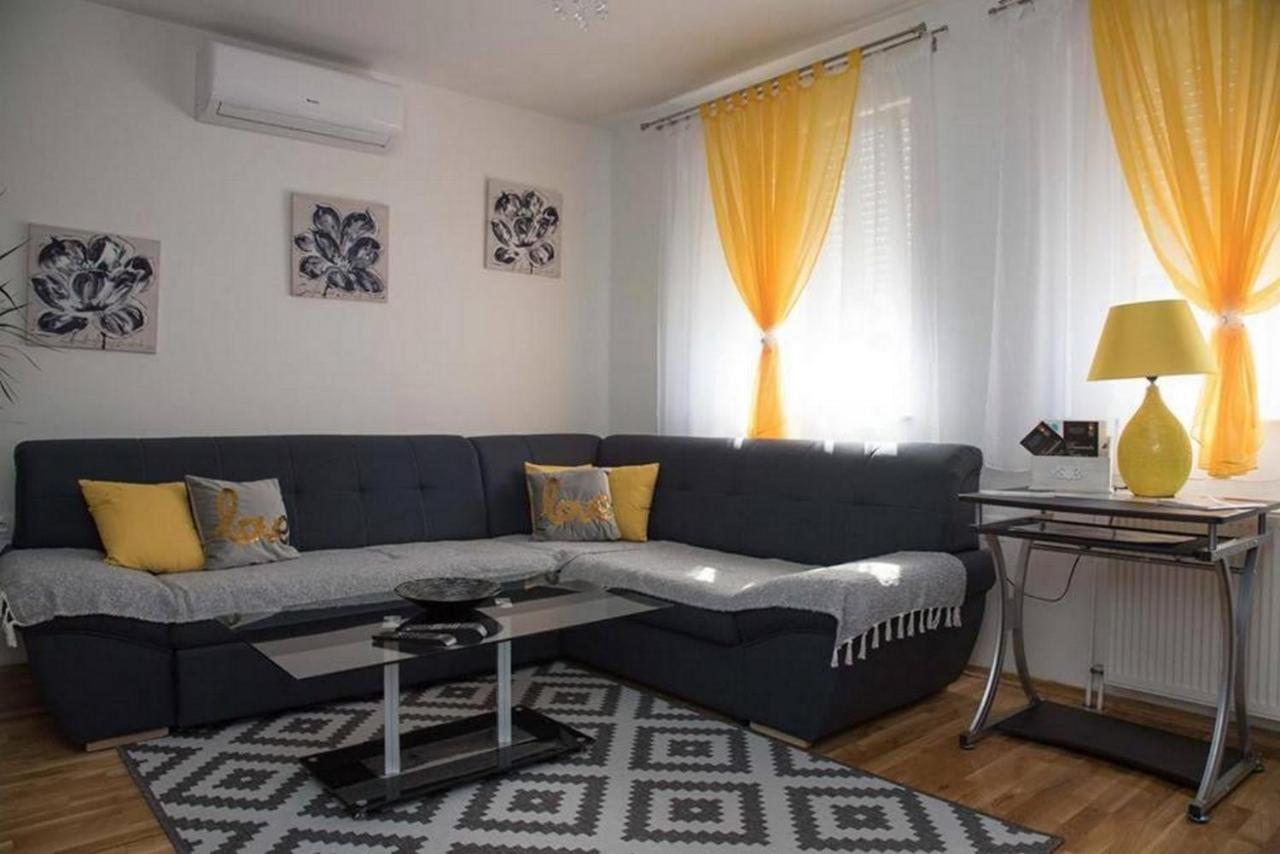 Apartmani Oaza 达鲁瓦尔 外观 照片
